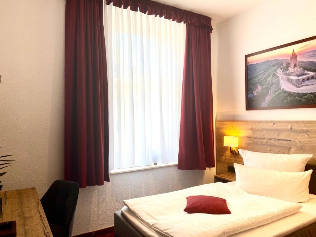 Hotel Friedchen Mit Eigener Fleischerei Artern Экстерьер фото