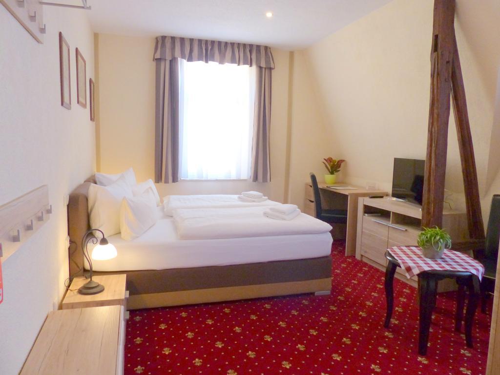 Hotel Friedchen Mit Eigener Fleischerei Artern Экстерьер фото